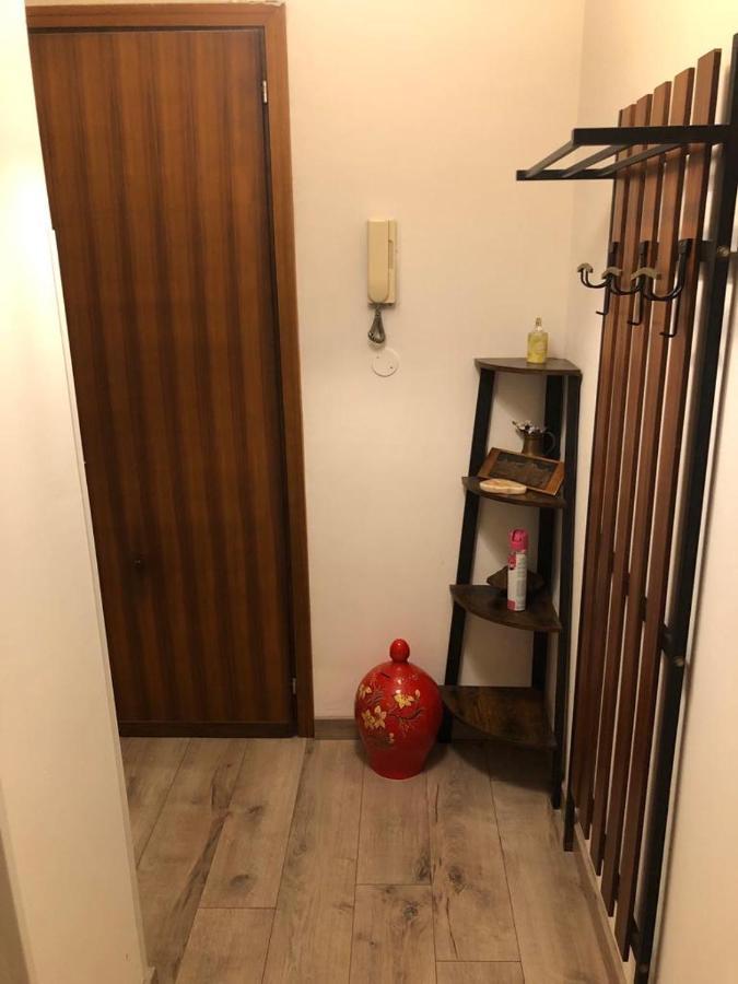 Monovano Elllen 格拉多 外观 照片